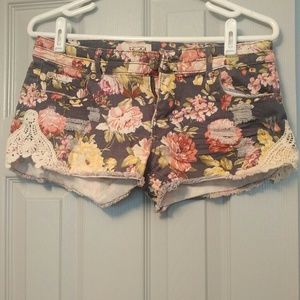 Floral crochet detail shorts